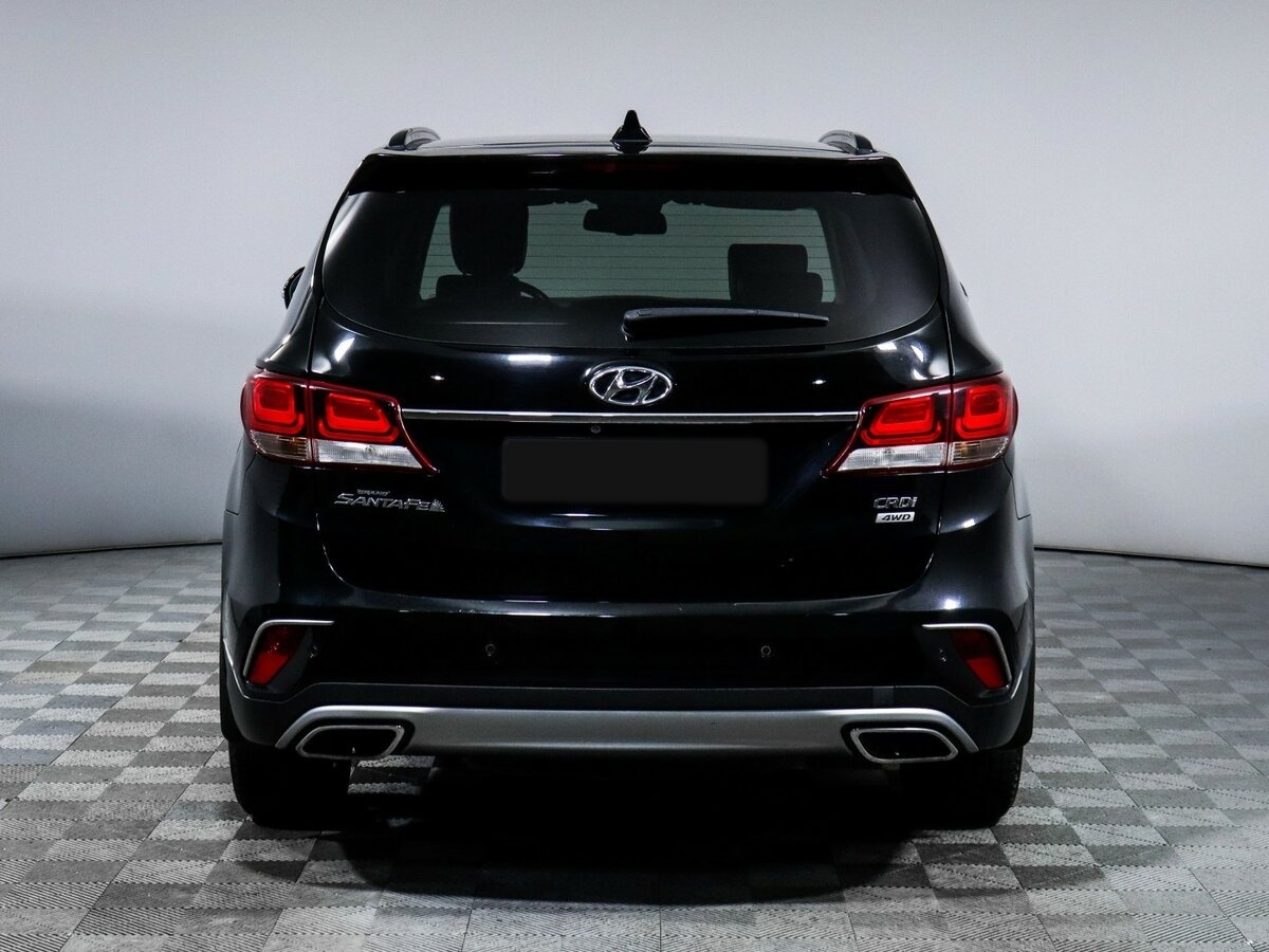 Hyundai Santa Fe 2017 года с пробегом. Фото: #5