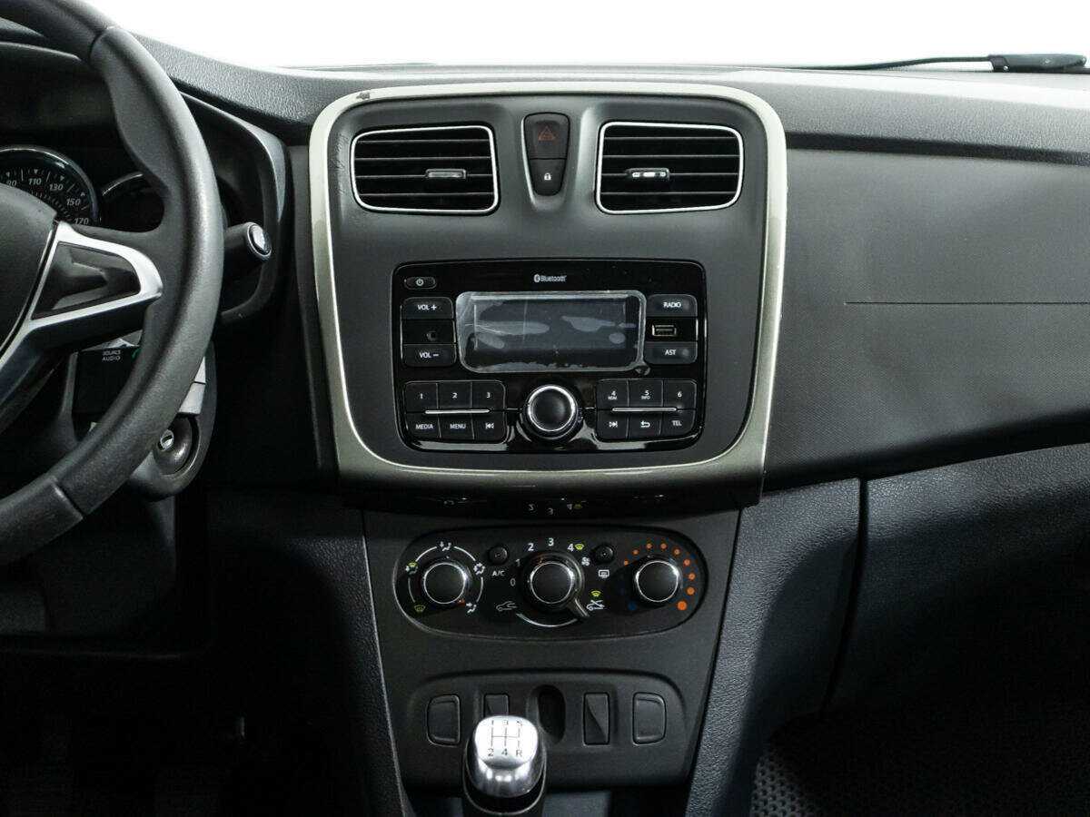 Renault Logan 2021 года с пробегом. Фото: #13