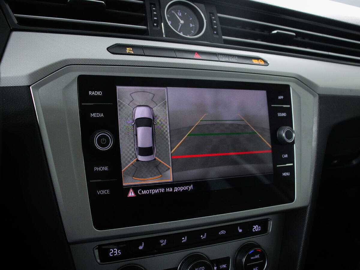 Volkswagen Passat 2018 года с пробегом. Фото: #15