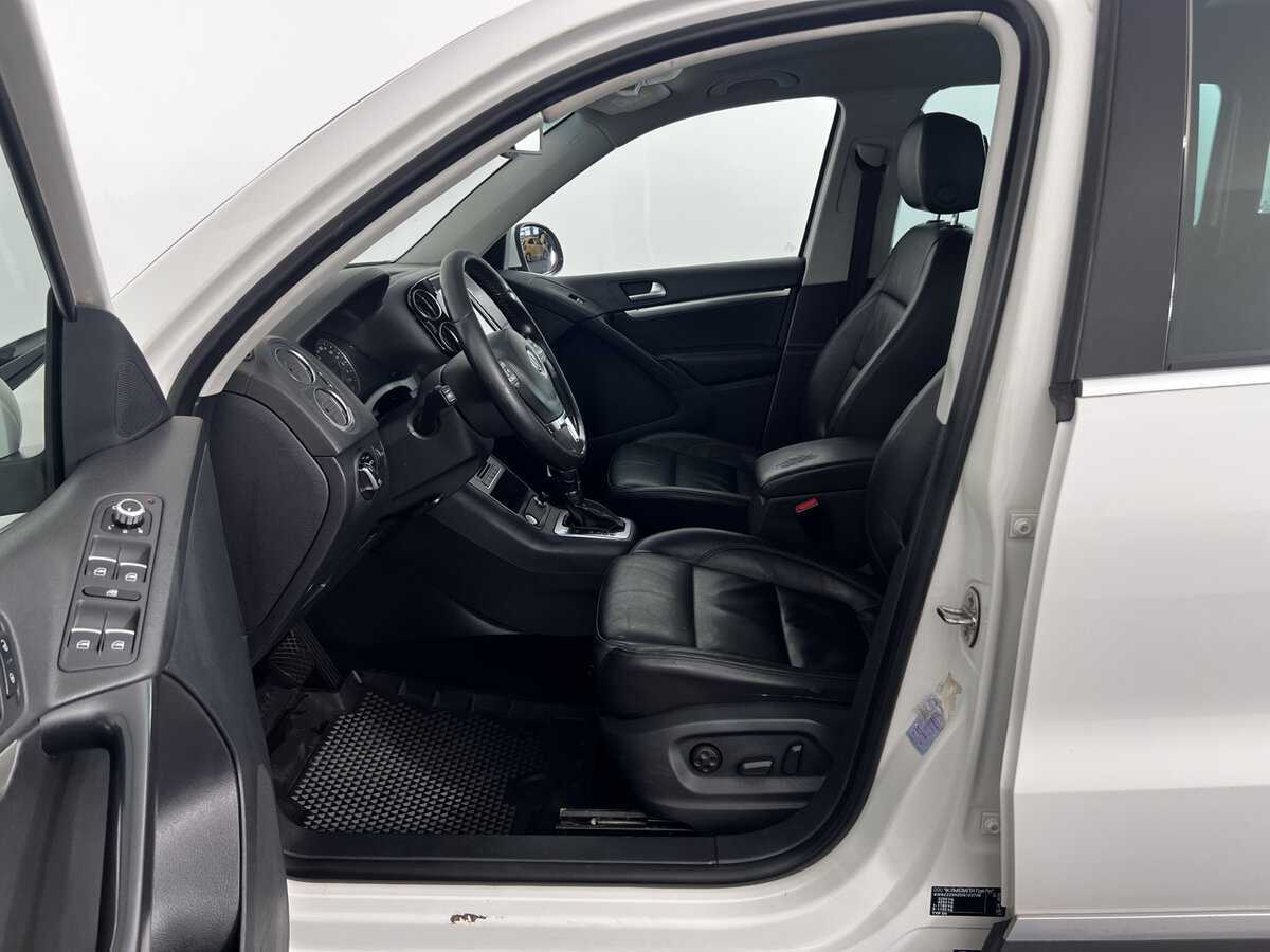 Volkswagen Tiguan 2013 года с пробегом. Фото: #15