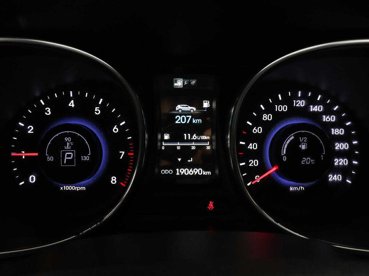 Hyundai Santa Fe 2013 года с пробегом. Фото: #10