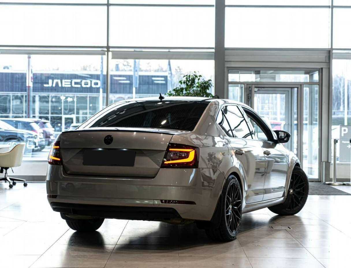 Skoda Octavia 2018 года с пробегом. Фото: #2
