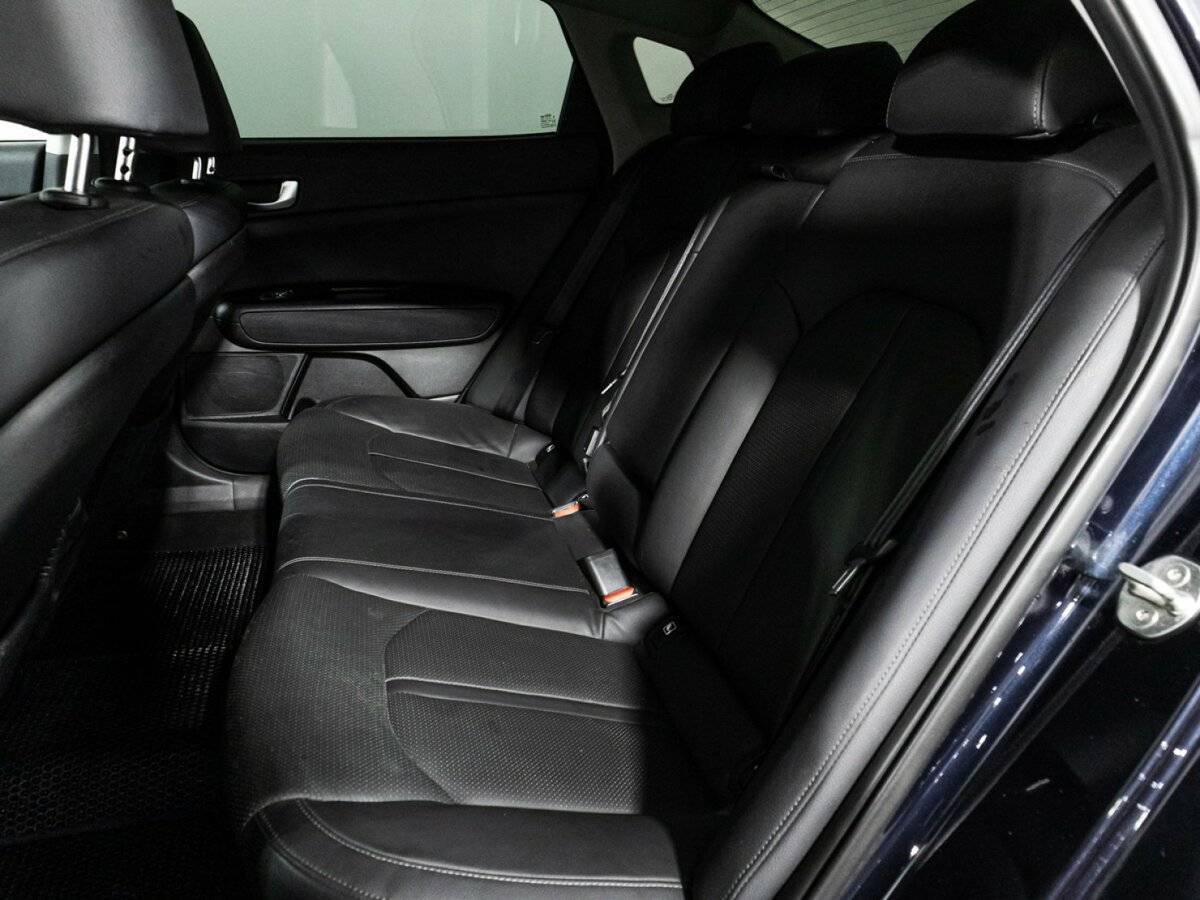 Kia Optima 2018 года с пробегом. Фото: #9