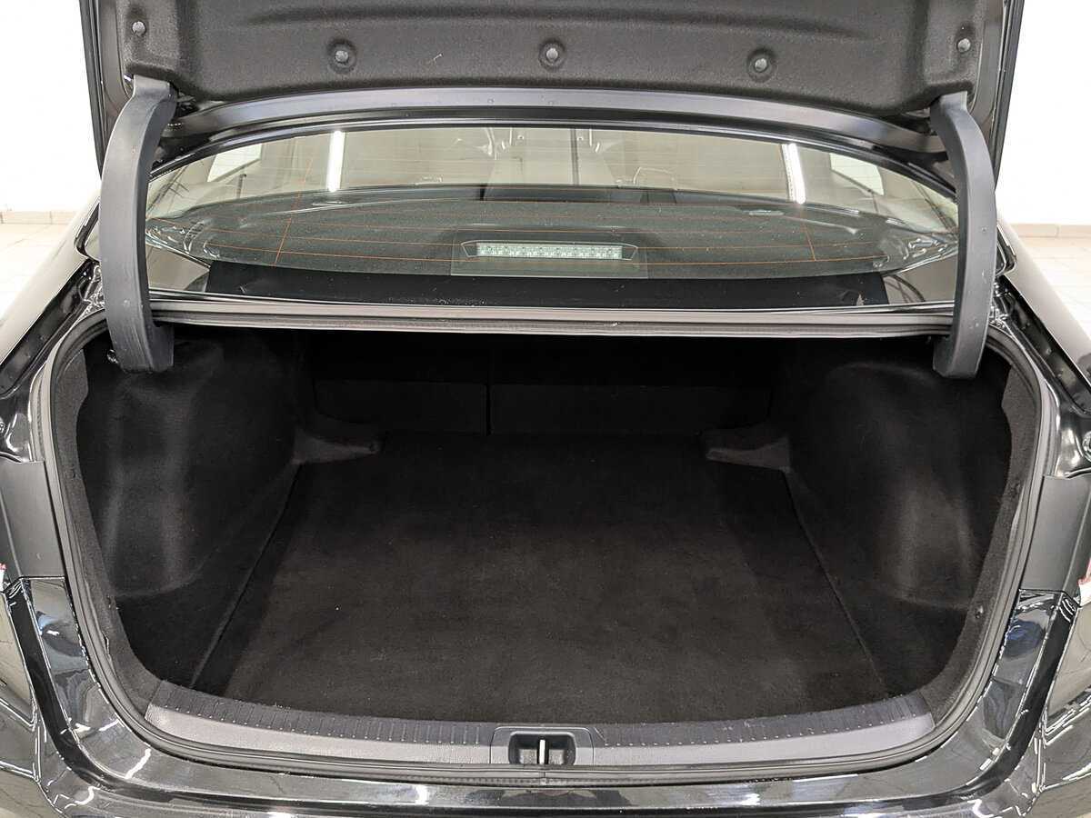 Toyota Corolla 2019 года с пробегом. Фото: #9