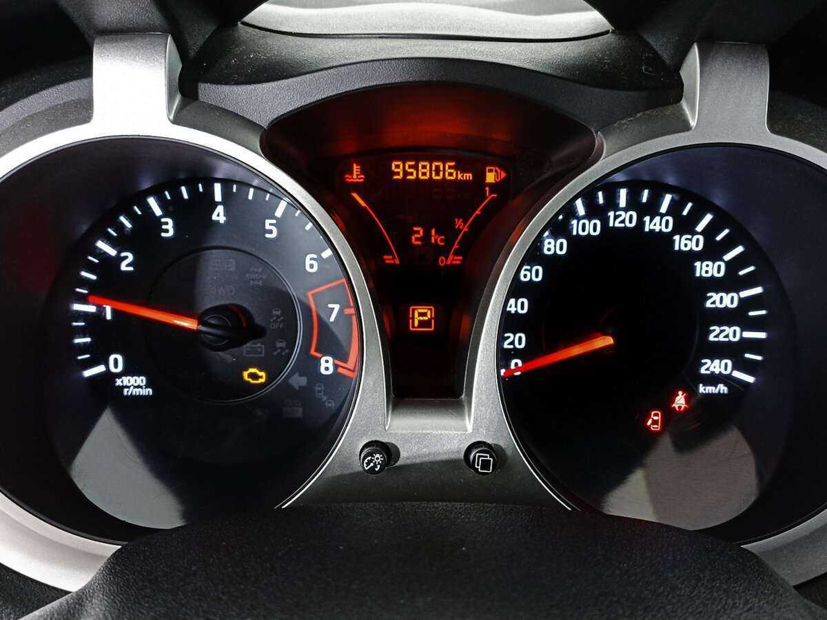 Nissan Juke 2014 года с пробегом. Фото: #10