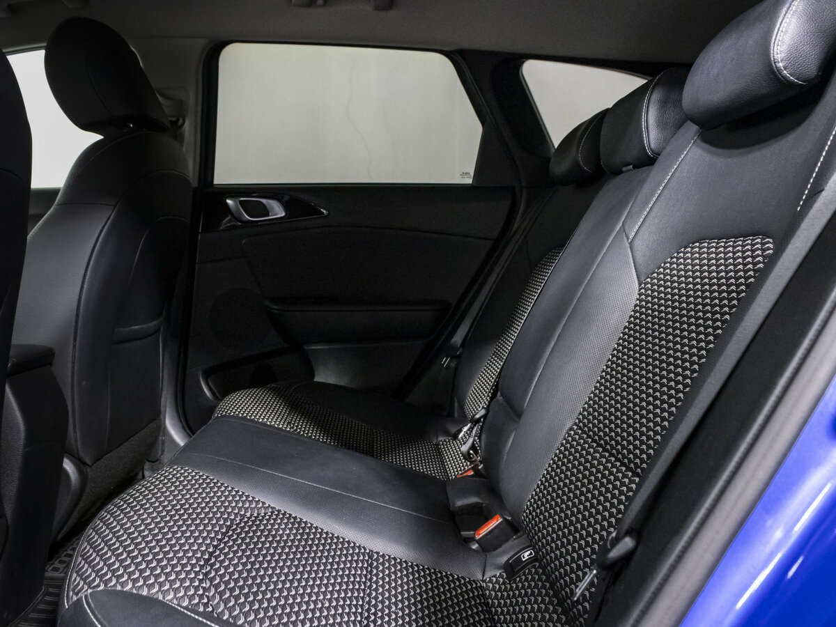 Kia Ceed 2021 года с пробегом. Фото: #7