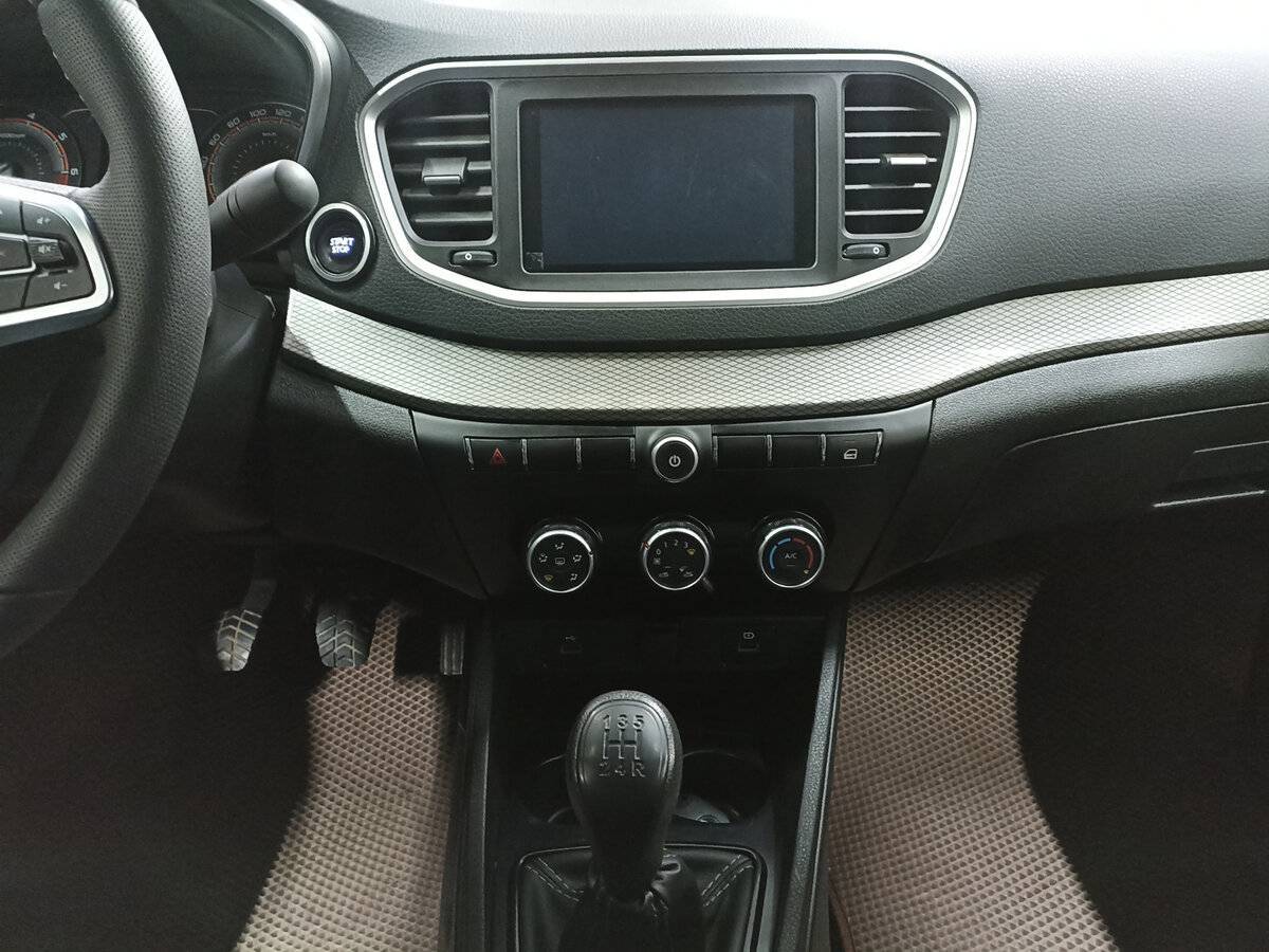 Lada (ВАЗ) Vesta 2023 года с пробегом. Фото: #14