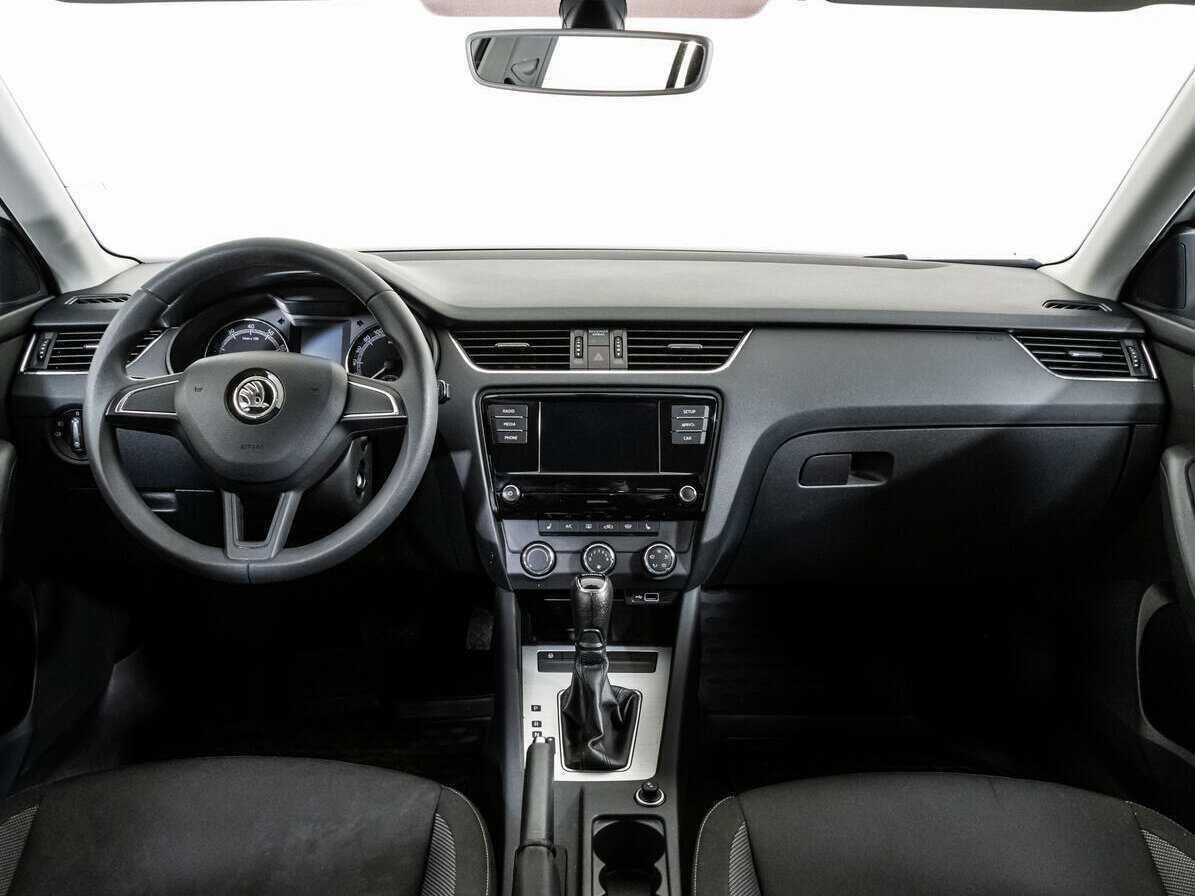 Skoda Octavia 2018 года с пробегом. Фото: #9