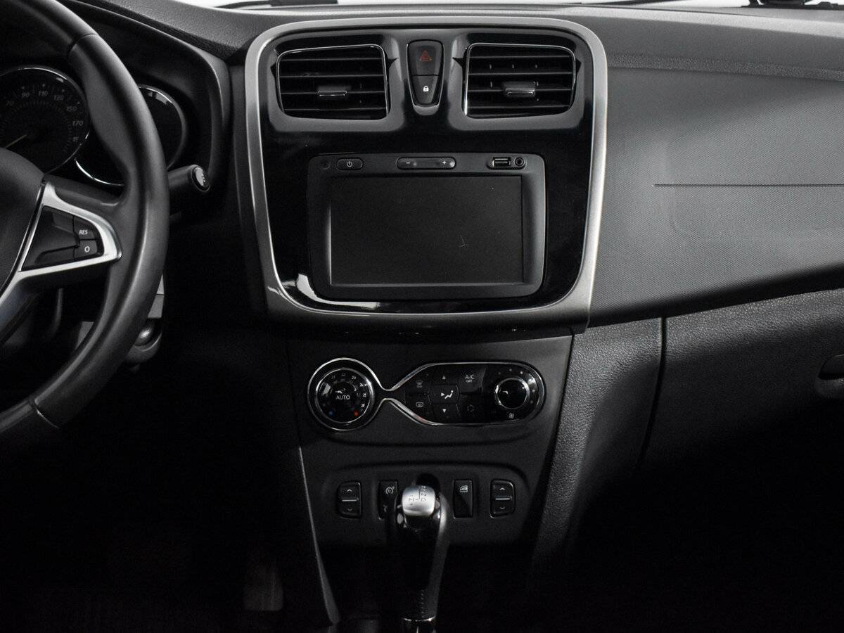 Renault Logan 2019 года с пробегом. Фото: #12