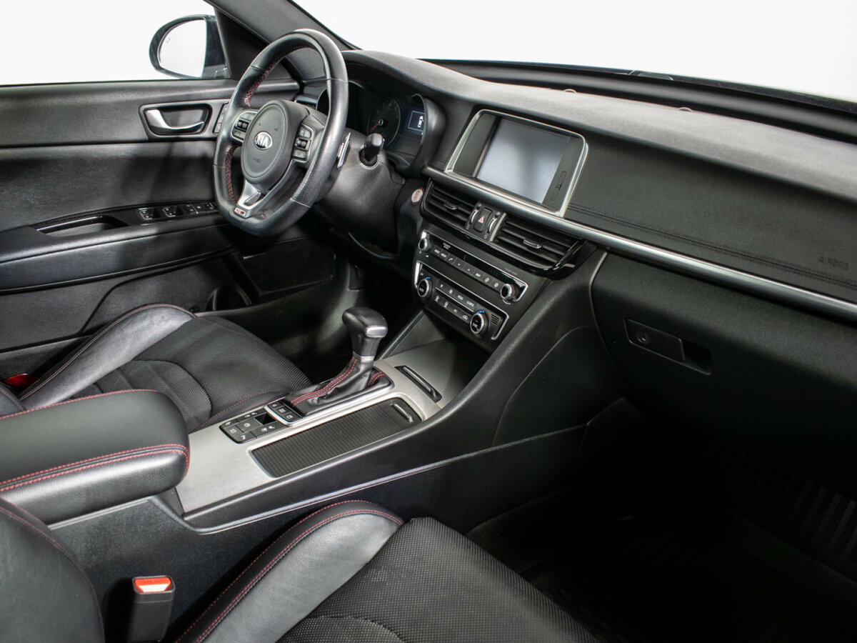 Kia Optima 2018 года с пробегом. Фото: #8