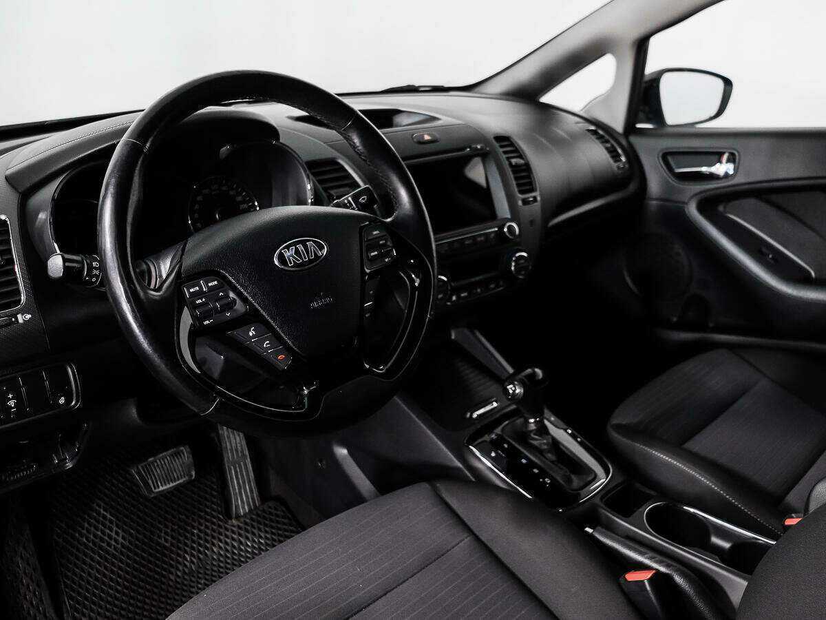 Kia Cerato 2017 года с пробегом. Фото: #8