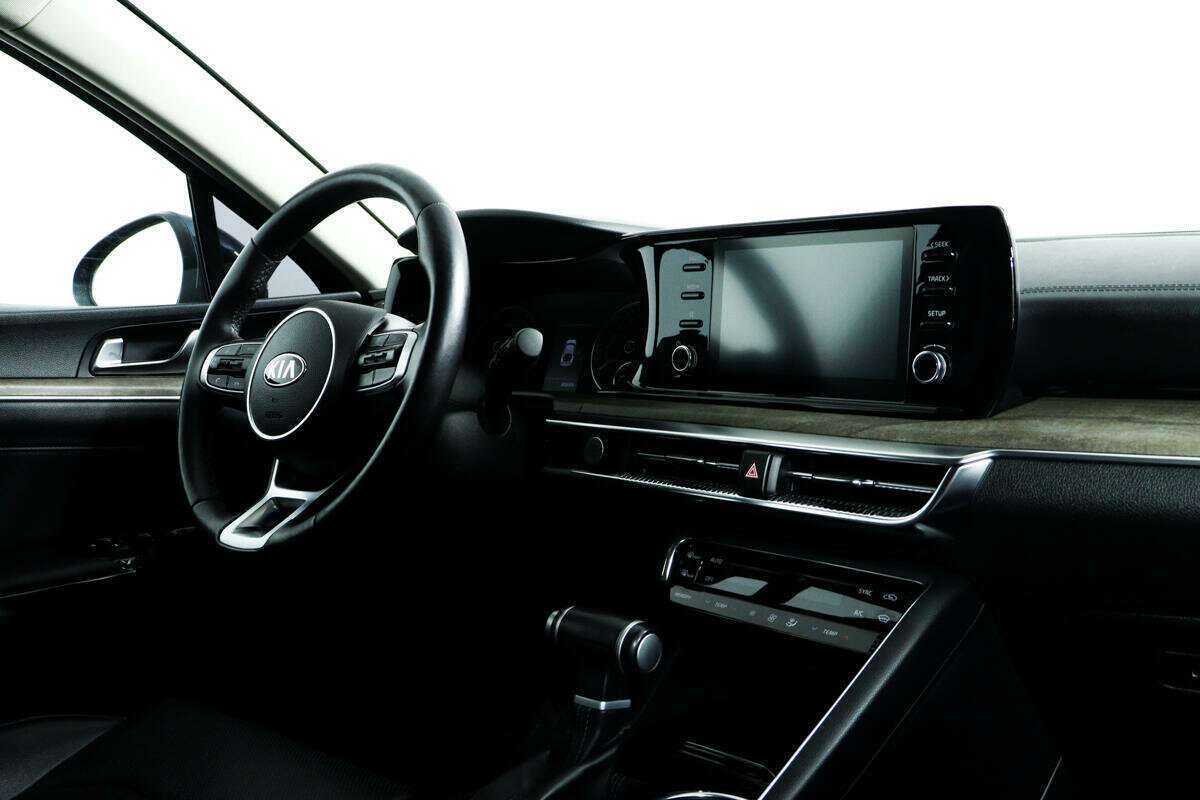 Kia K5 2021 года с пробегом. Фото: #8