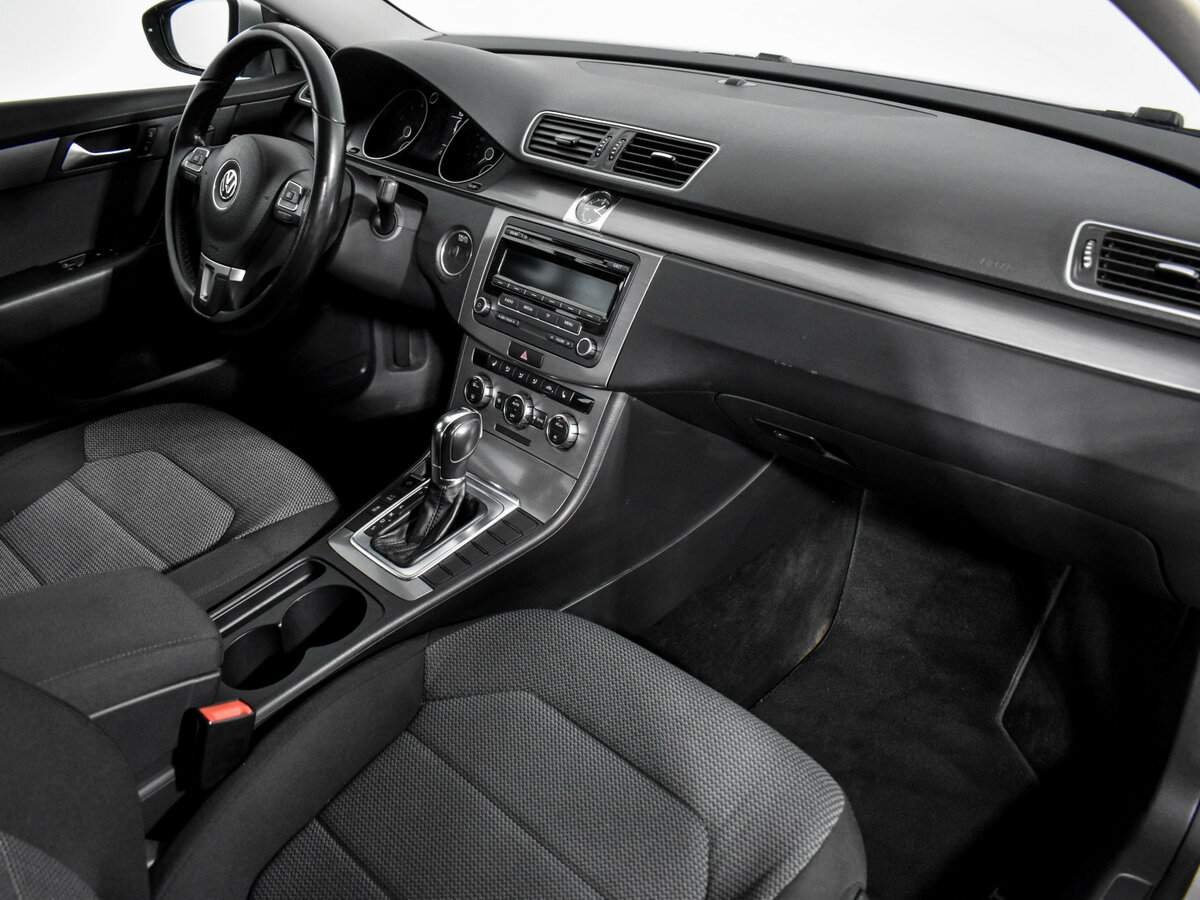 Volkswagen Passat 2012 года с пробегом. Фото: #18