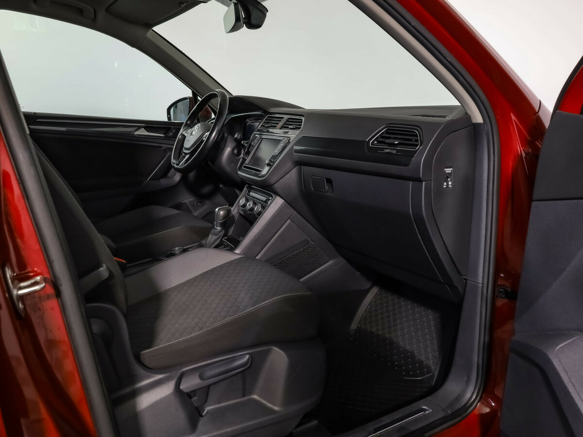 Volkswagen Tiguan 2017 года с пробегом. Фото: #20
