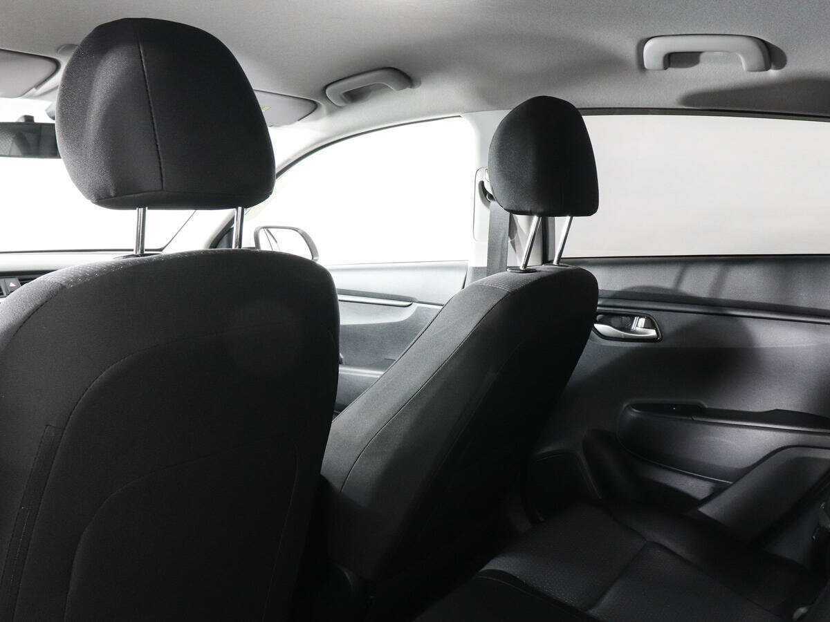 Kia Rio 2021 года с пробегом. Фото: #11