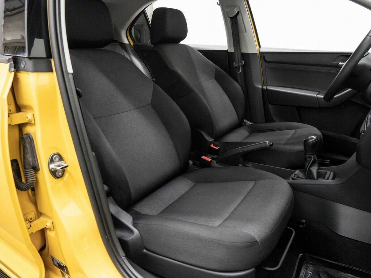 Skoda Rapid 2017 года с пробегом. Фото: #10