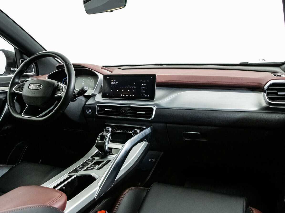 Geely Coolray 2022 года с пробегом. Фото: #6