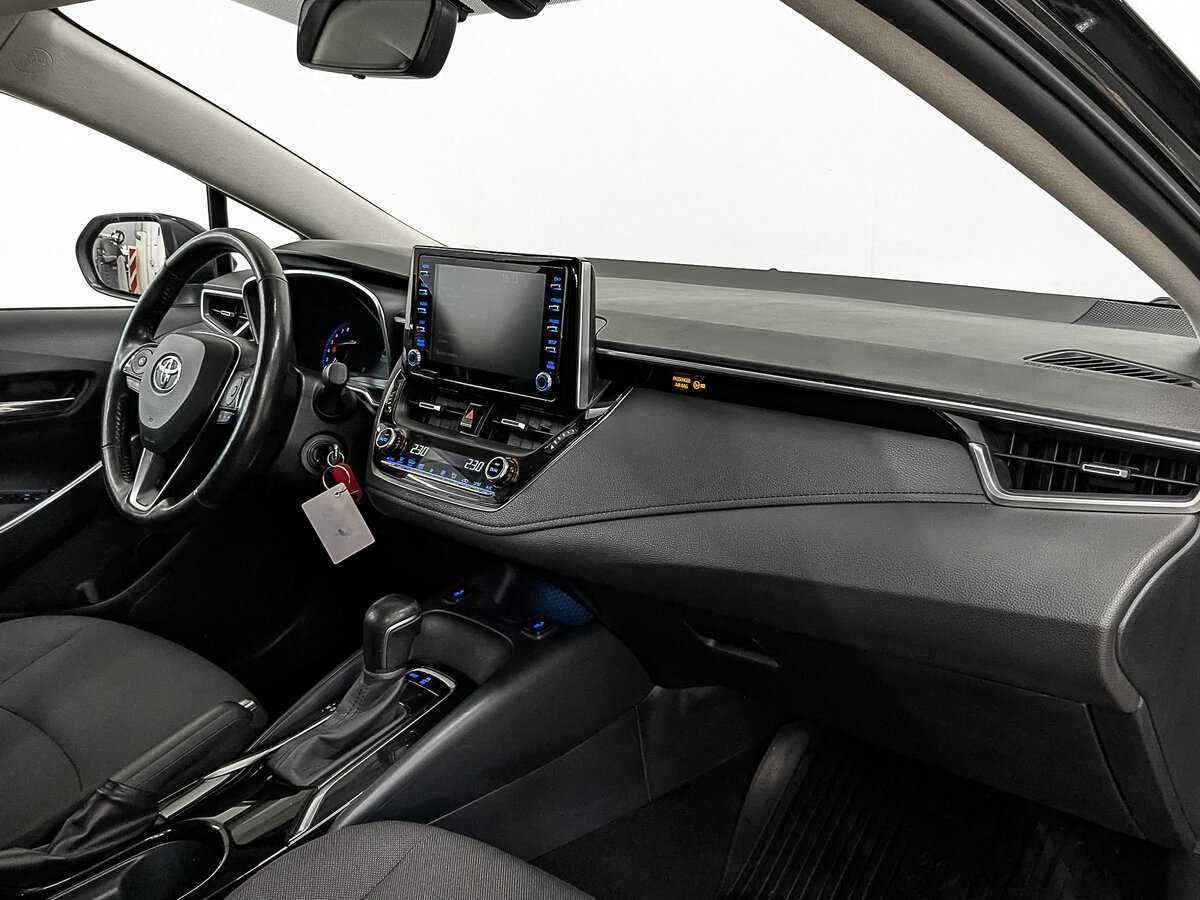 Toyota Corolla 2019 года с пробегом. Фото: #12
