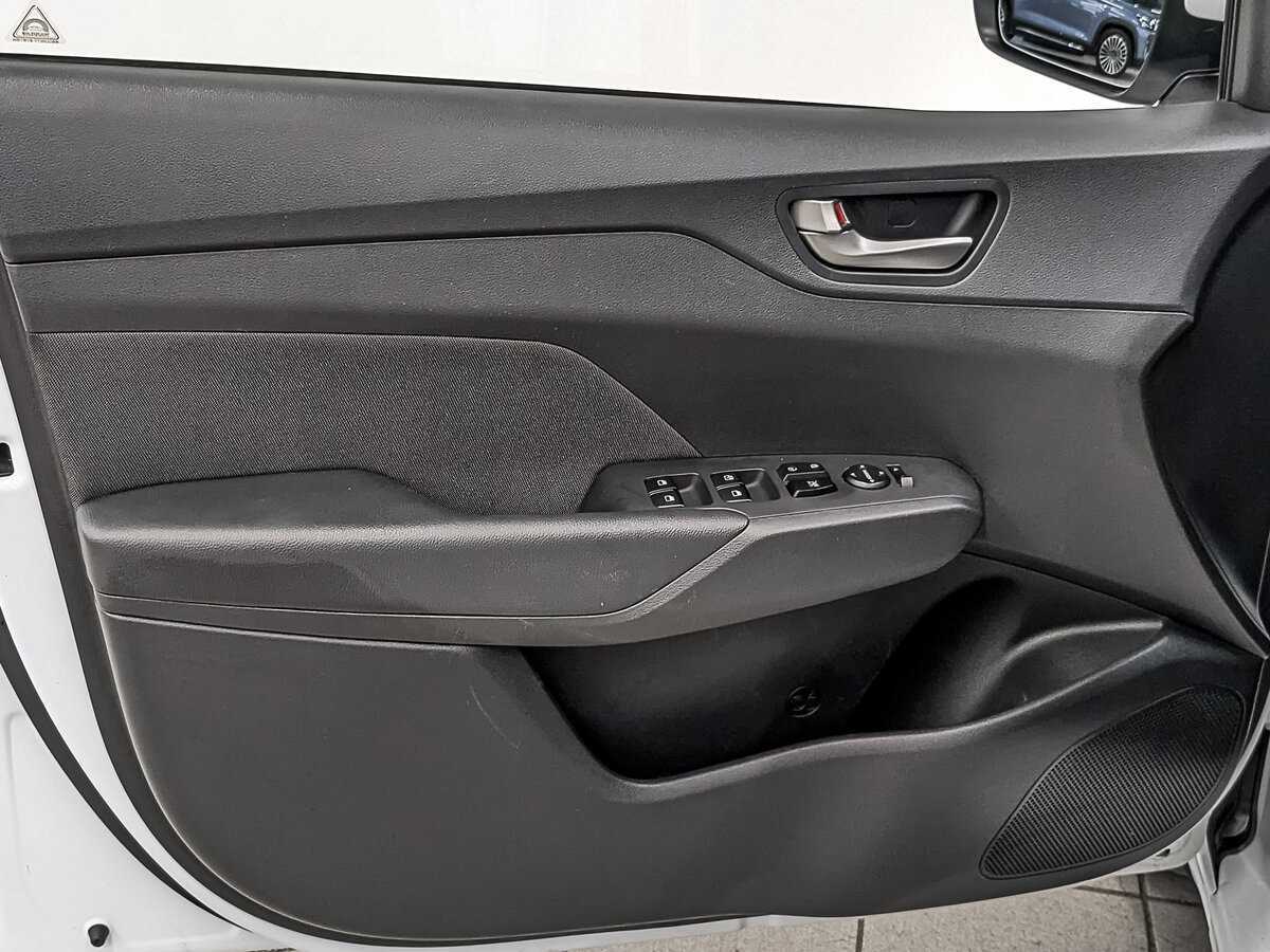 Hyundai Solaris 2017 года с пробегом. Фото: #18