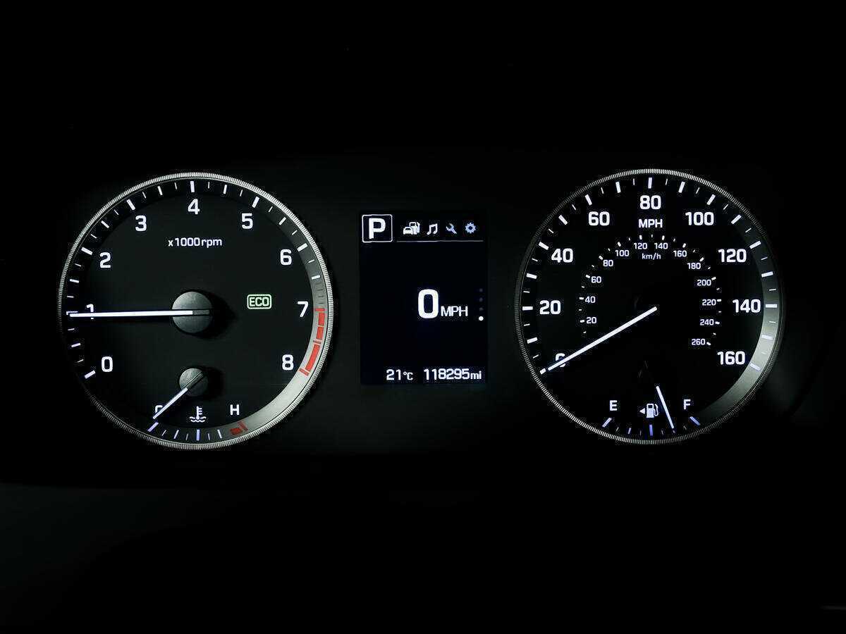 Hyundai Sonata 2014 года с пробегом. Фото: #9