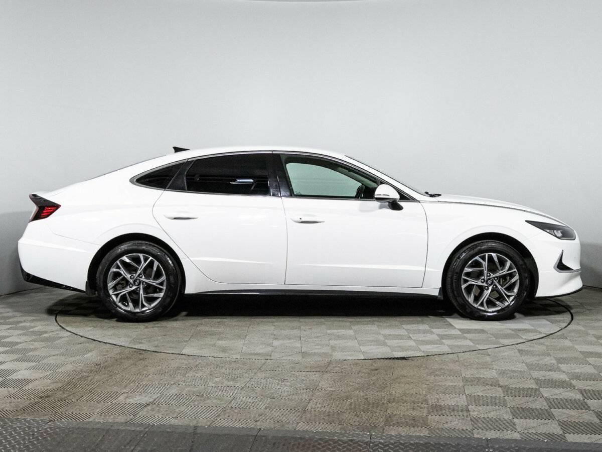 Hyundai Sonata 2020 года с пробегом. Фото: #3