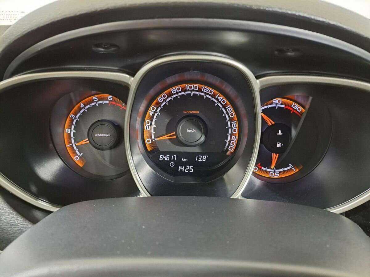 Lada (ВАЗ) Vesta 2019 года с пробегом. Фото: #10