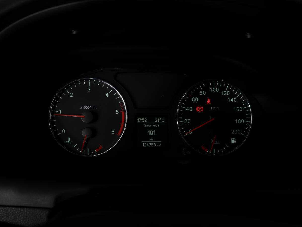 УАЗ Patriot 2015 года с пробегом. Фото: #13