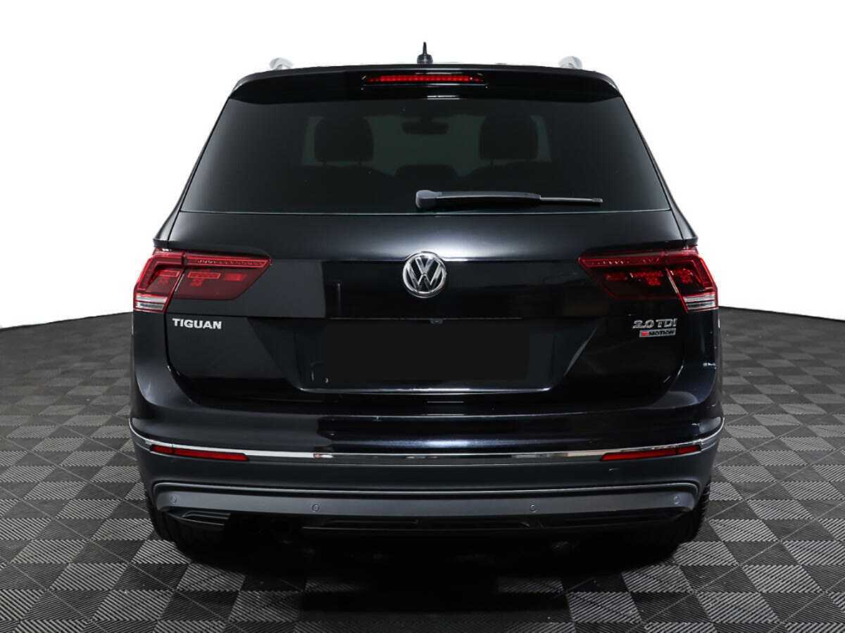 Volkswagen Tiguan 2018 года с пробегом. Фото: #5