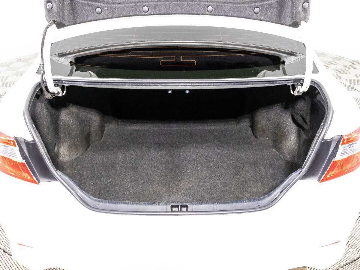 Toyota Camry 2012 года с пробегом. Фото: #14