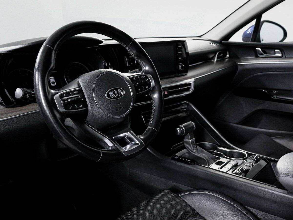 Kia K5 2020 года с пробегом. Фото: #13