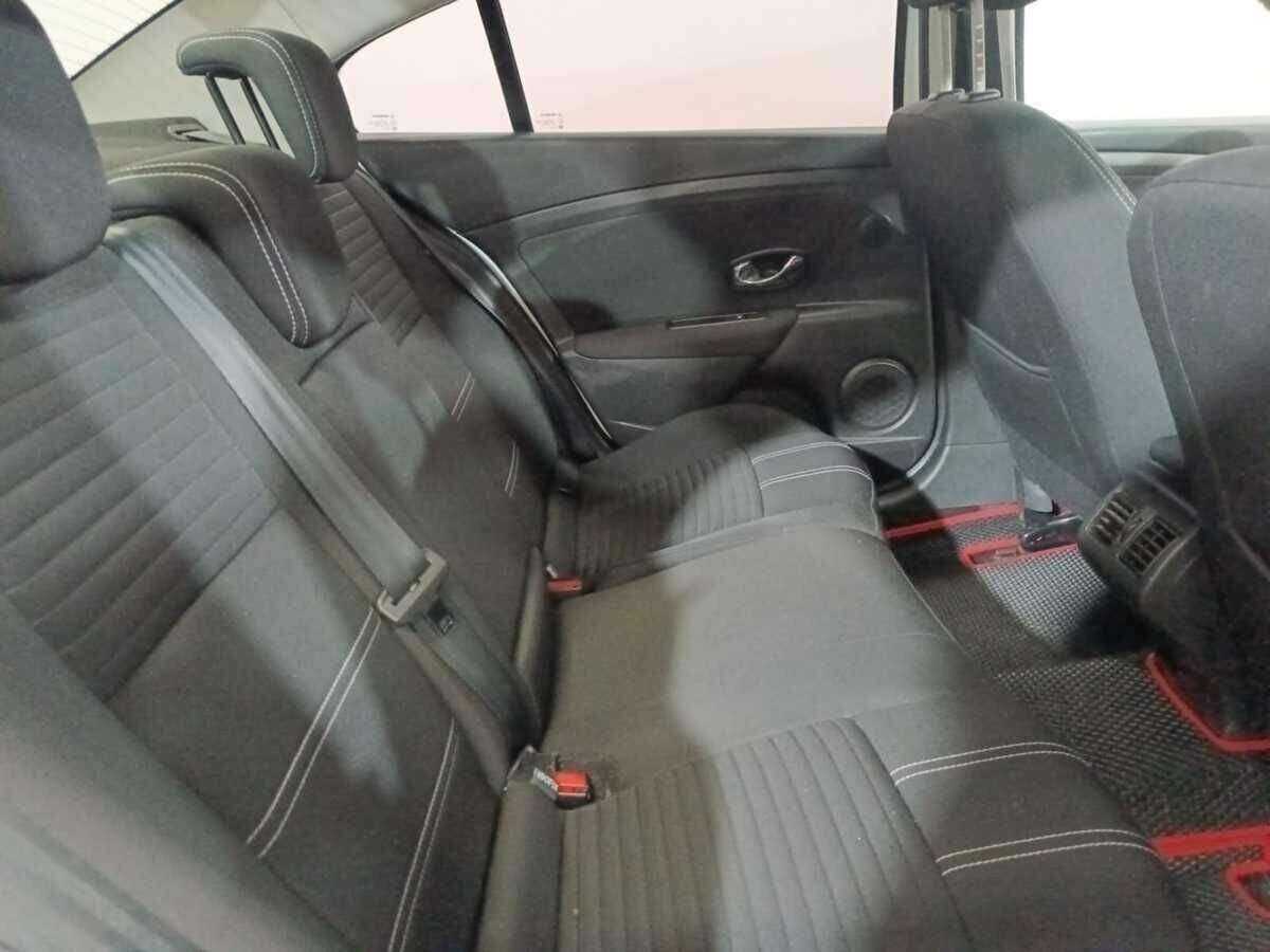 Renault Fluence 2016 года с пробегом. Фото: #10