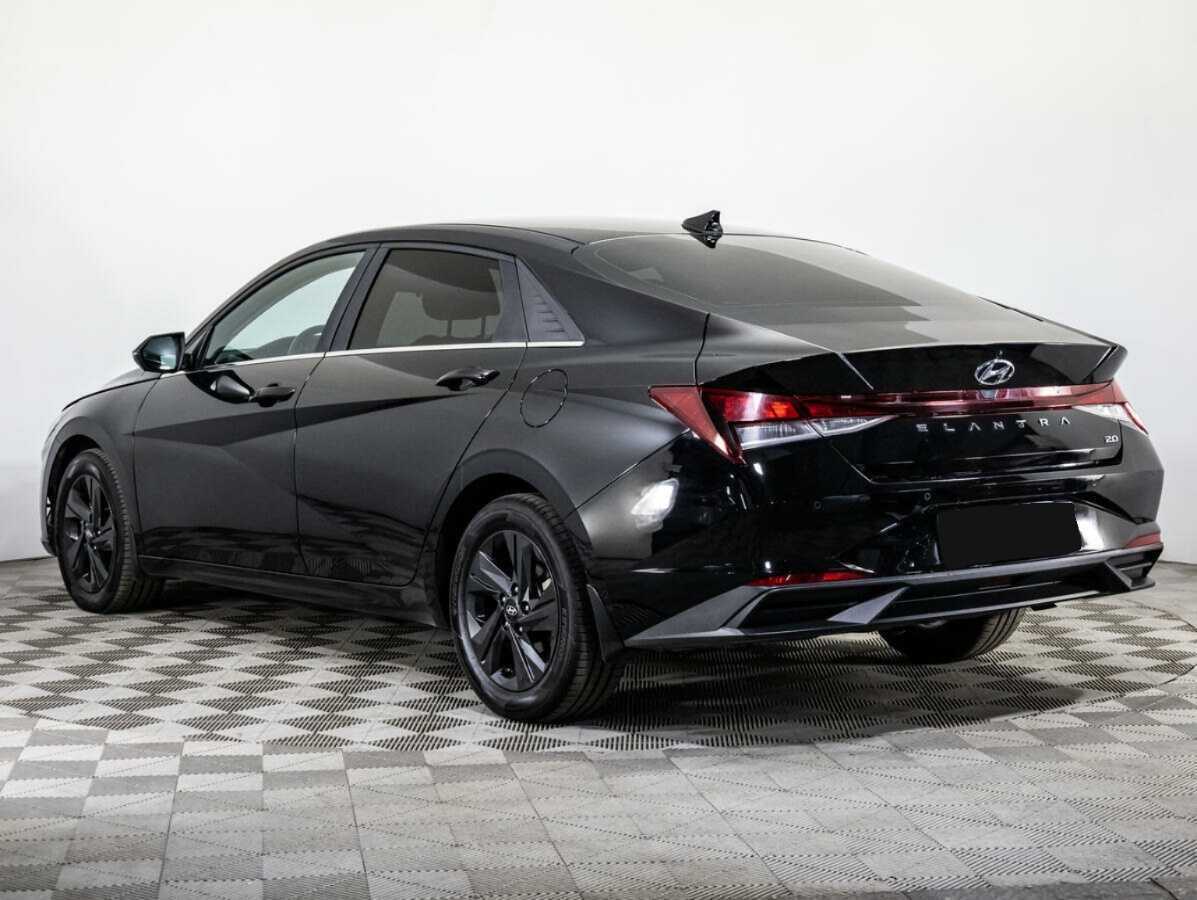 Hyundai Elantra 2020 года с пробегом. Фото: #6
