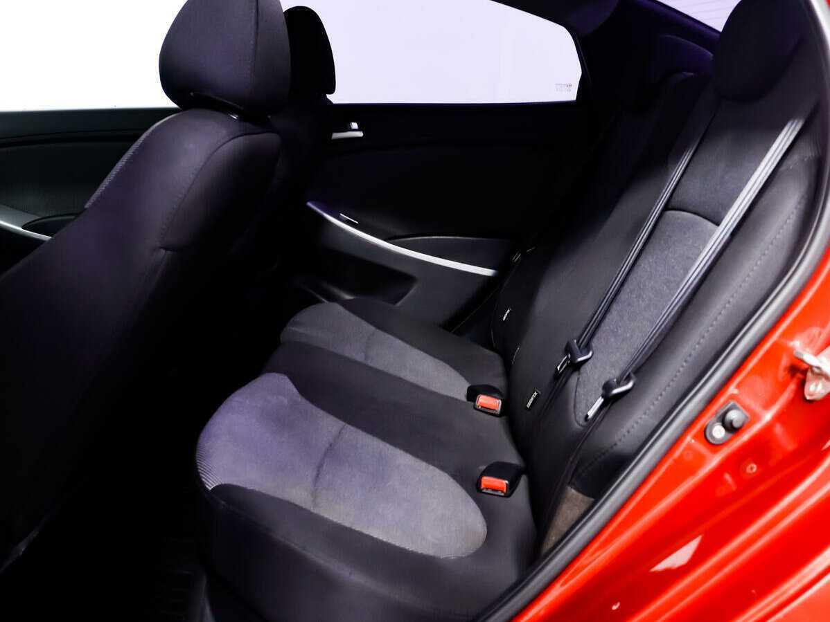 Hyundai Solaris 2012 года с пробегом. Фото: #11