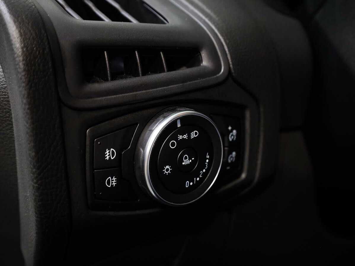 Ford Focus 2018 года с пробегом. Фото: #19