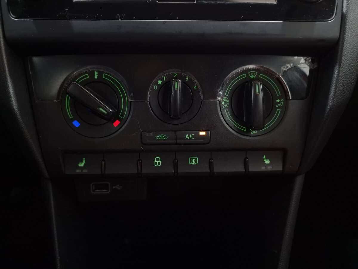 Skoda Rapid 2019 года с пробегом. Фото: #9