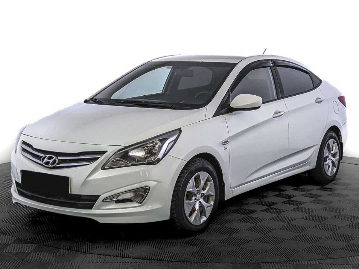 Hyundai Solaris 2015 года с пробегом. Посмотреть фото