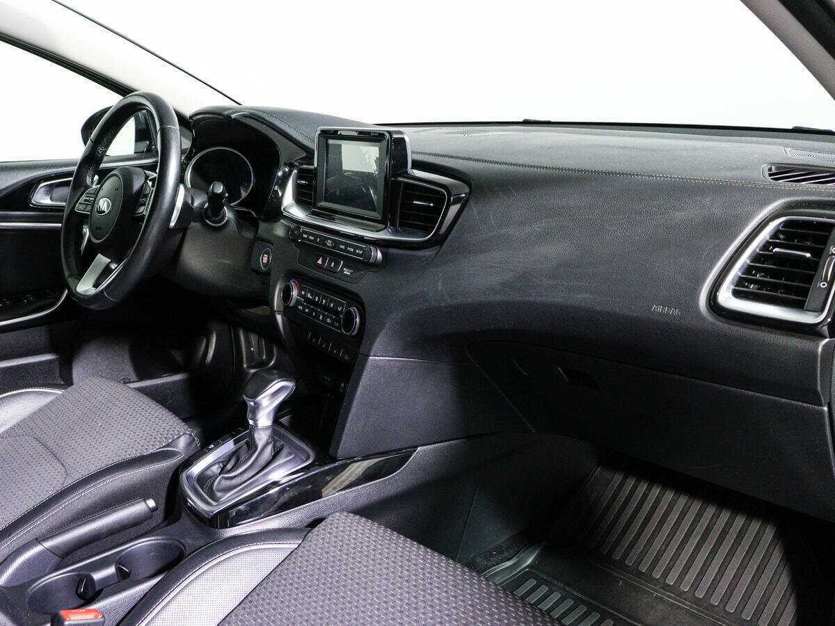 Kia Ceed 2019 года с пробегом. Фото: #6