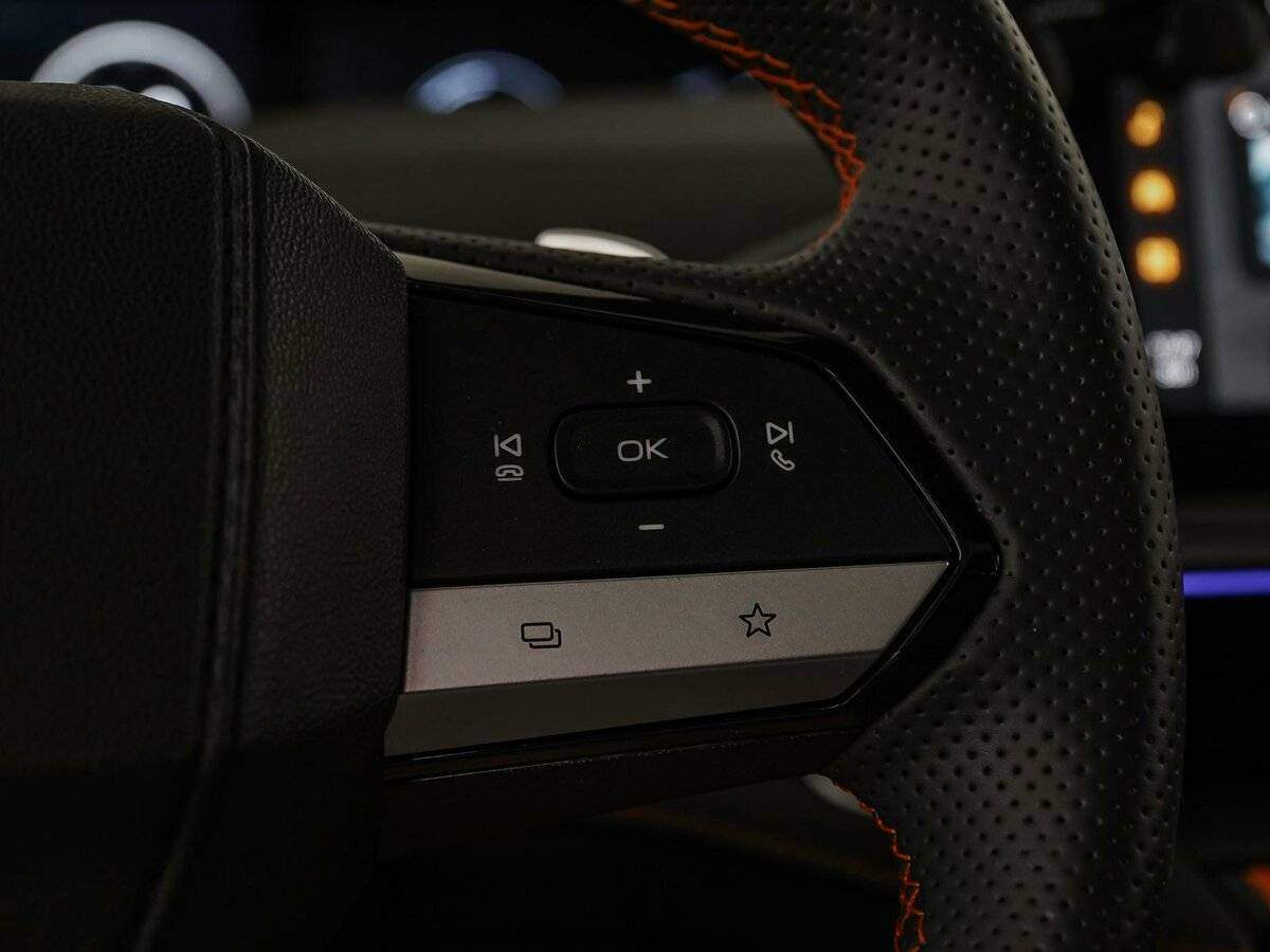 Changan UNI-V 2023 года с пробегом. Фото: #18