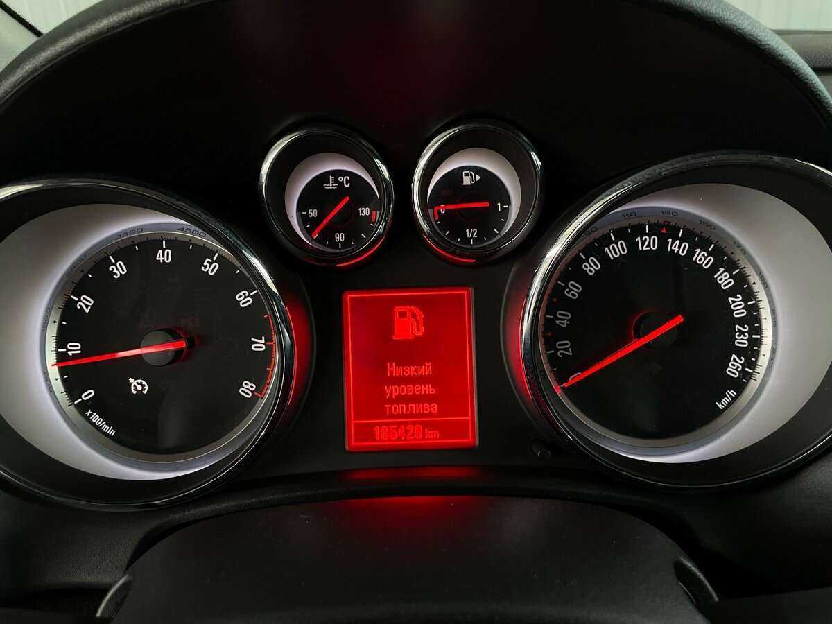 Opel Astra 2014 года с пробегом. Фото: #12