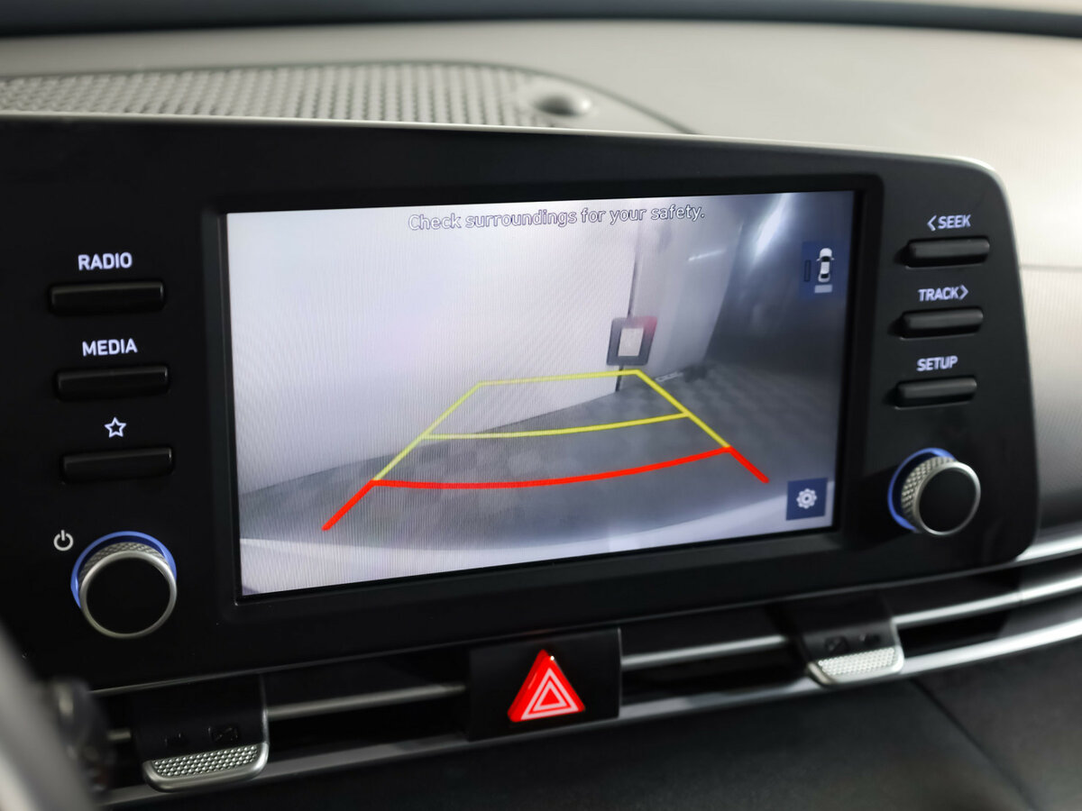 Hyundai Elantra 2021 года с пробегом. Фото: #11