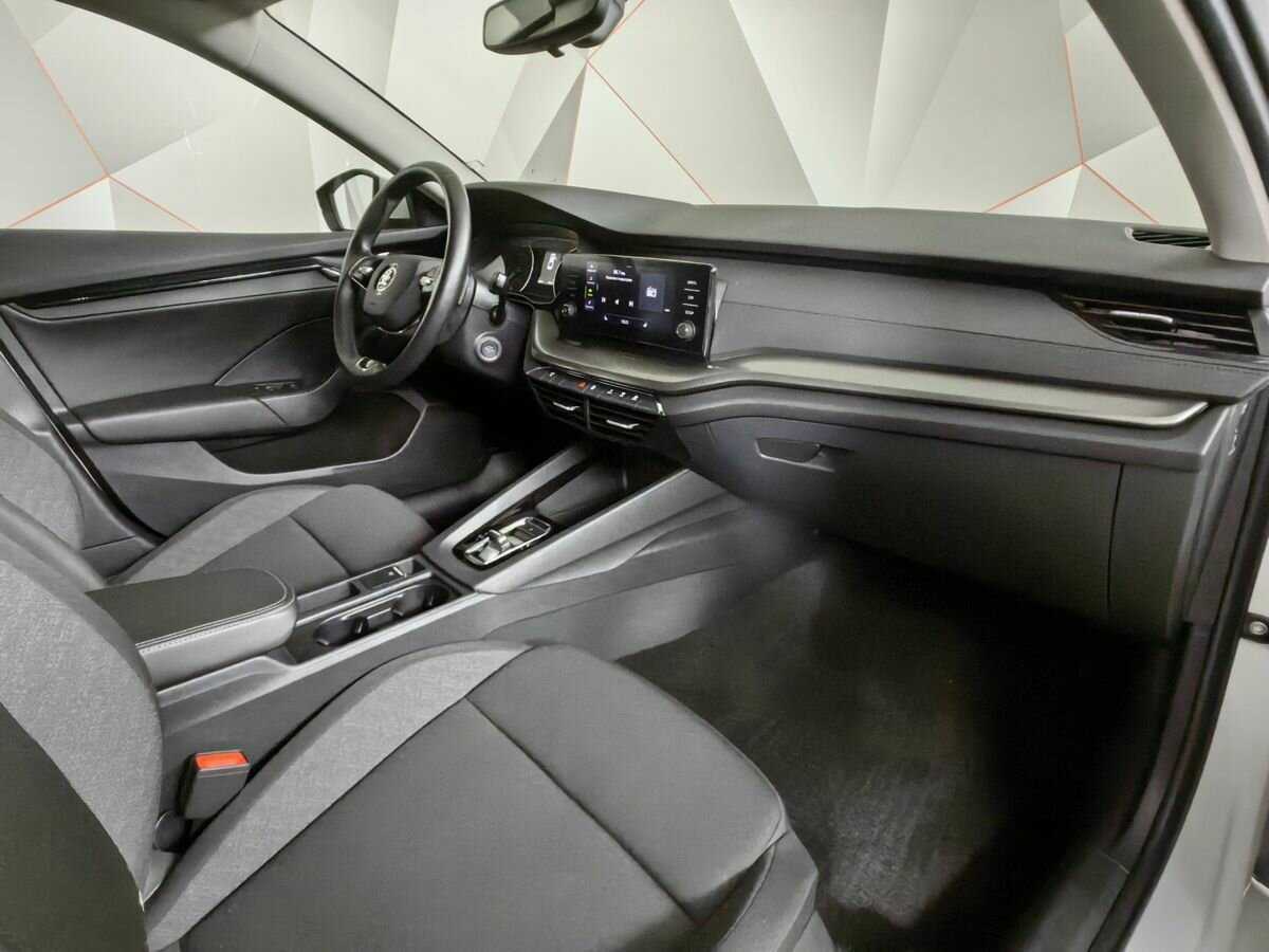 Skoda Octavia 2021 года с пробегом. Фото: #8