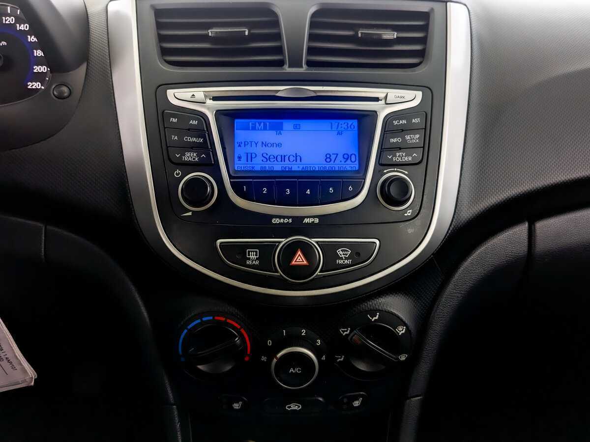 Hyundai Solaris 2012 года с пробегом. Фото: #12