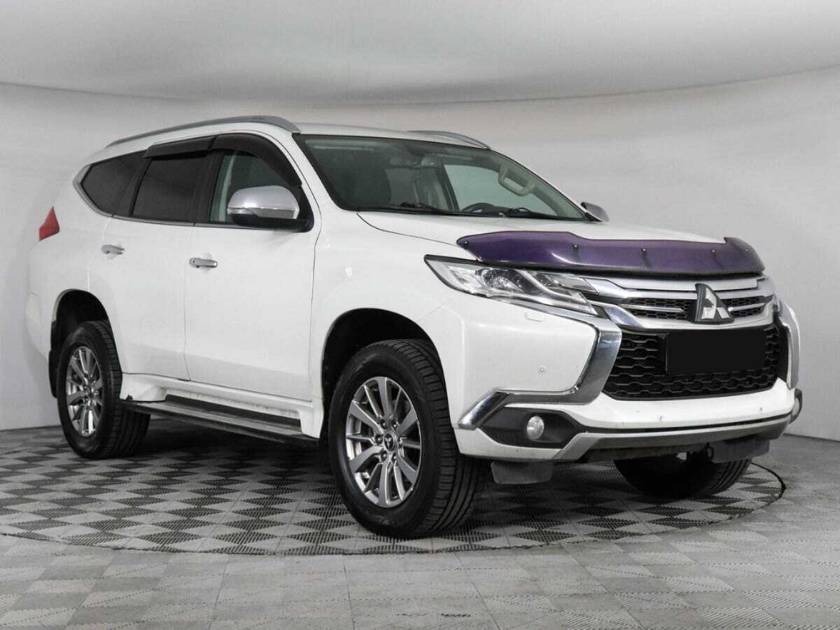 Mitsubishi Pajero Sport 2018 года с пробегом. Фото: #2