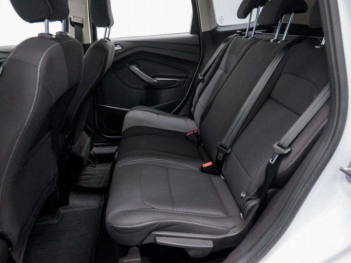 Ford Kuga 2017 года с пробегом. Фото: #12