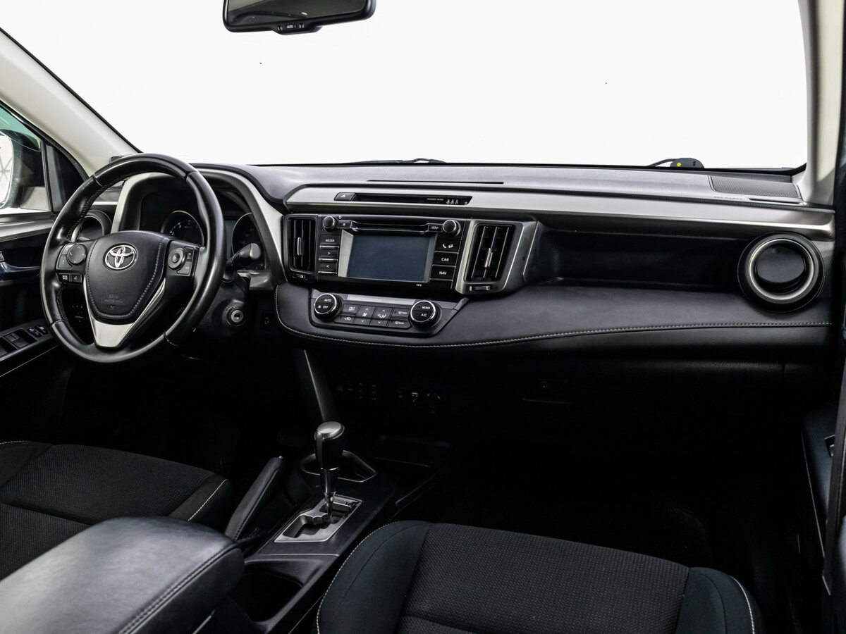 Toyota RAV4 2016 года с пробегом. Фото: #6