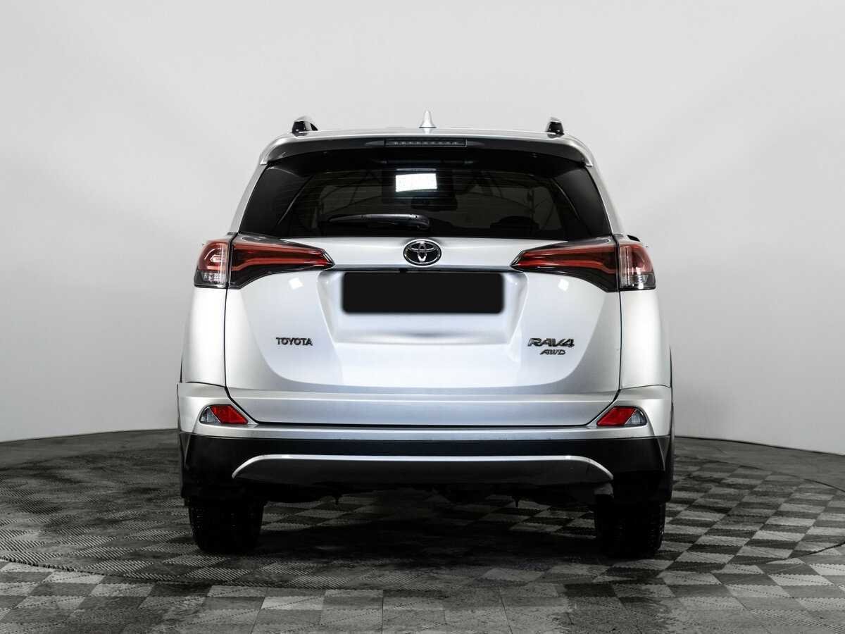 Toyota RAV4 2017 года с пробегом. Фото: #4