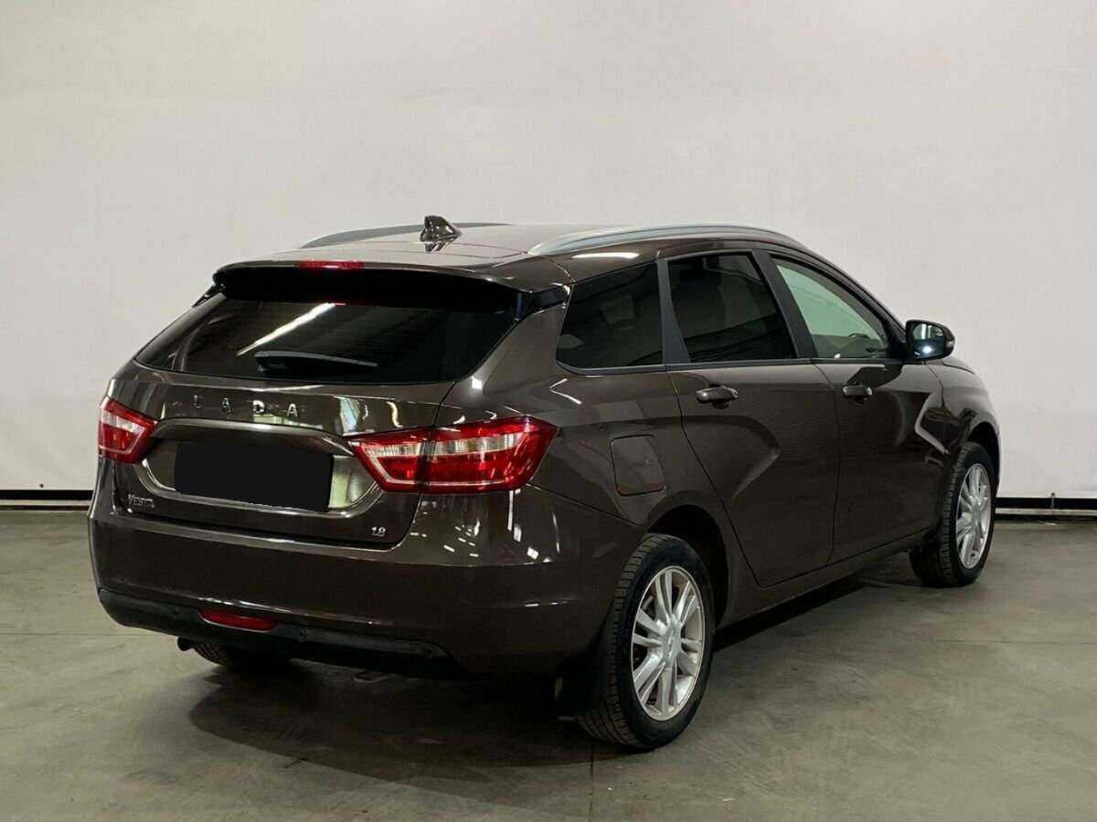 Lada (ВАЗ) Vesta 2018 года с пробегом. Фото: #4