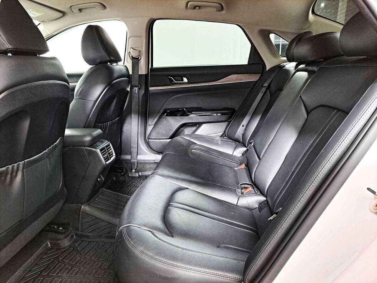 Kia K5 2020 года с пробегом. Фото: #9