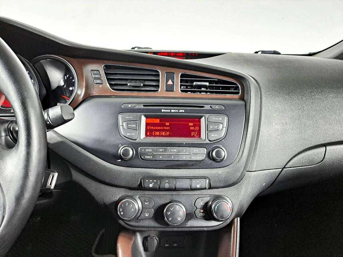 Kia Ceed 2013 года с пробегом. Фото: #13