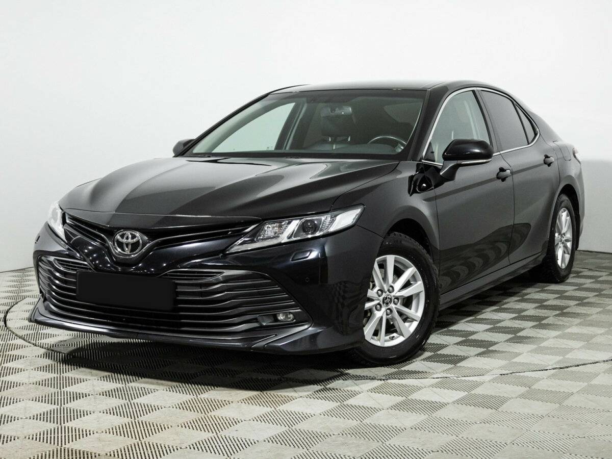 Toyota Camry 2018 года с пробегом. Фото: #0
